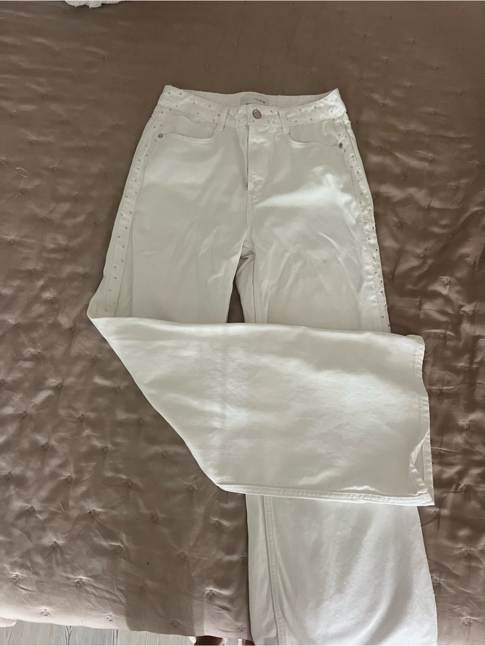 Zara White High-Rise Straight Jeans with Side Studs